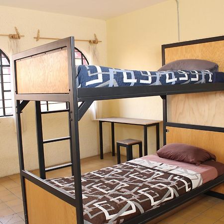 Hostal La Loteria Гвадалахара Экстерьер фото