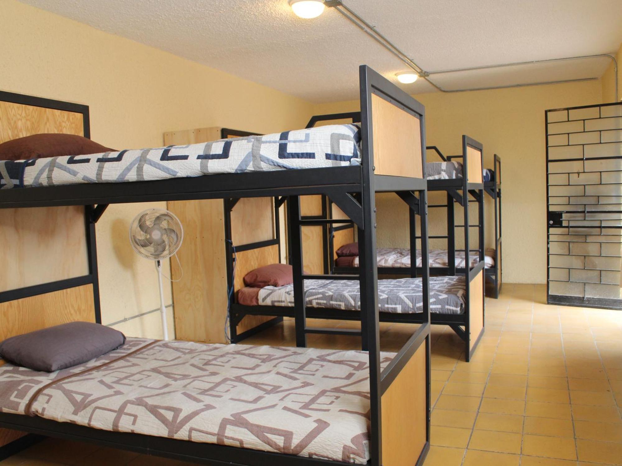 Hostal La Loteria Гвадалахара Экстерьер фото
